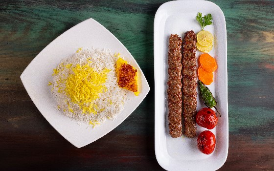 چلو کباب کوبیده