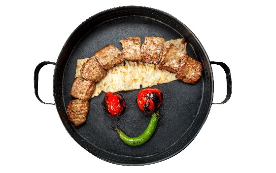 کباب چنجه مخصوص آریایی 2 سیخ با گوجه