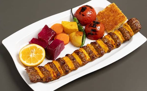 خوراک کباب لقمه نگین دار