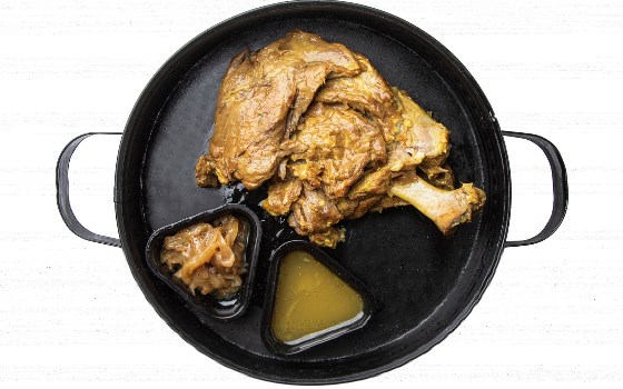 خوراک گوشت سرخ شده دست گوسفندی بدون مخلفات