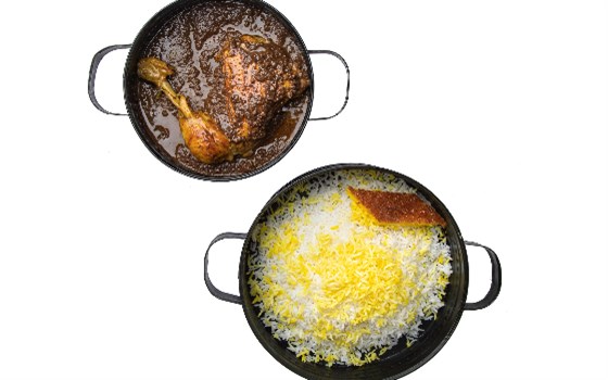 چلو خورش فسنجان با ران مرغ