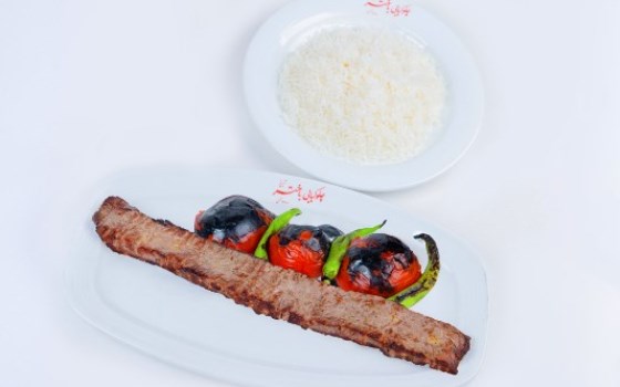 چلو کباب برگ نیم مخصوص