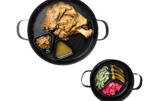 خوراک گوشت سرخ شده دست گوسفندی