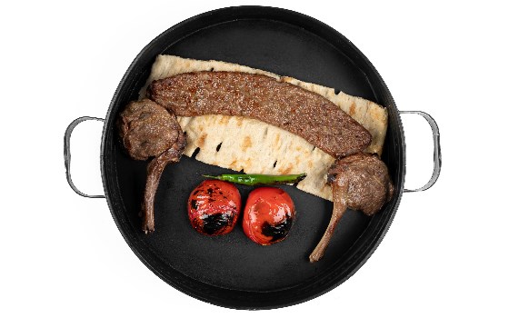 کباب شاهانی 2 سیخ با گوجه