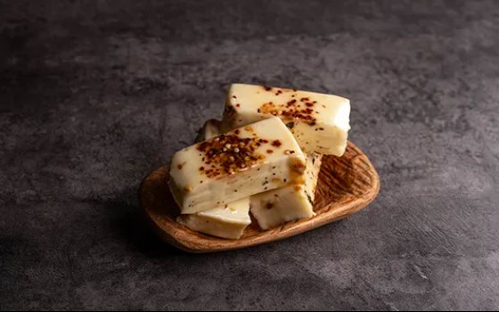 پنیر کبابی چیلی