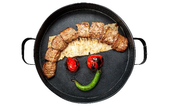 کباب چنجه مخصوص آریایی 3 سیخ با گوجه